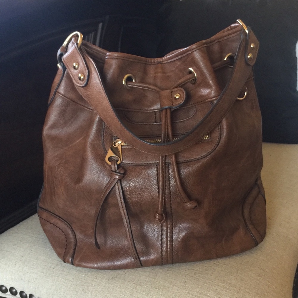 Bucket Bag with Drawstring